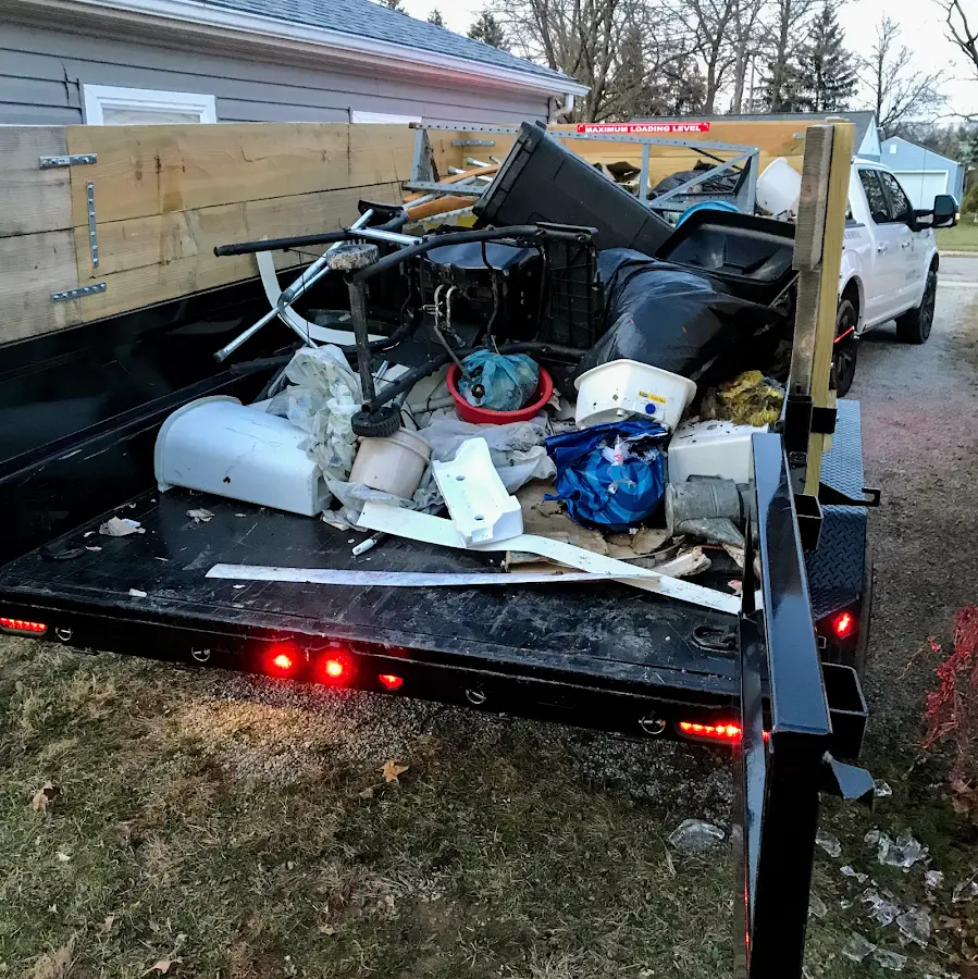 Roll-off dumpster delivered to a residential driveway in Boonsboro